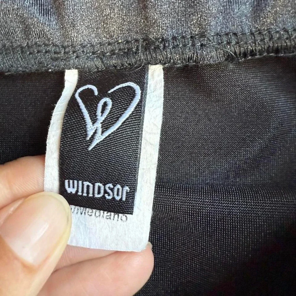 Black Windsor Ruched Mini Skirt‎